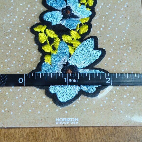 Luxe Patches Flower Applique Retro Lot of 2 Patches - Picture 6 of 7
